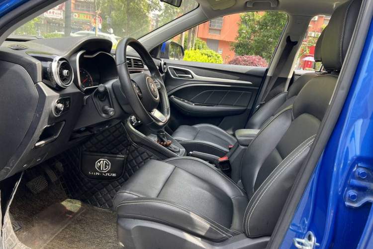 Used MG ZS 2018 1.5L Automatic Luxury Edition China V Standard Interior 6