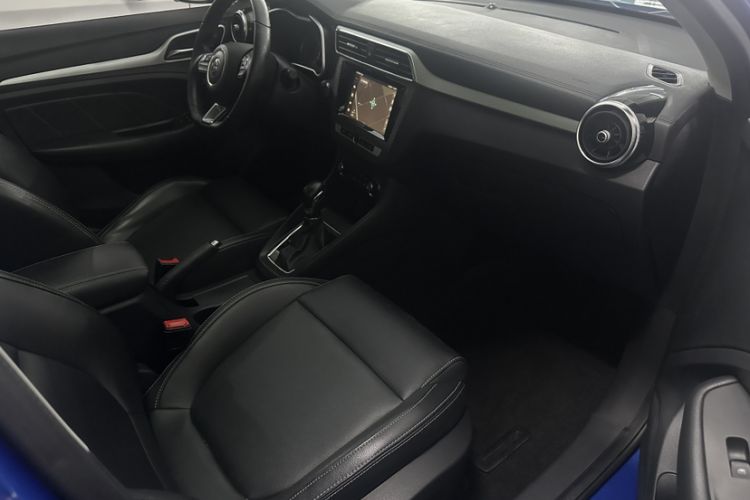 Used MG ZS 2018 1.5L Automatic Luxury Internet Edition China V Standard Interior 9