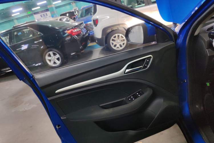 Used MG ZS 2018 1.5L Manual Fashion Edition China V-standard Left Front Door Interior