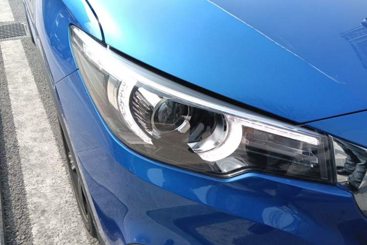 Used MG ZS 2018 1.5L Manual Luxury Version China V Standard Right Front Headlight