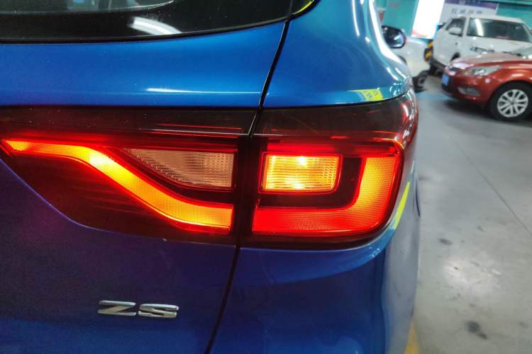 Used MG ZS 2018 1.5L Manual Fashion Edition China V-standard Right Rear Taillight