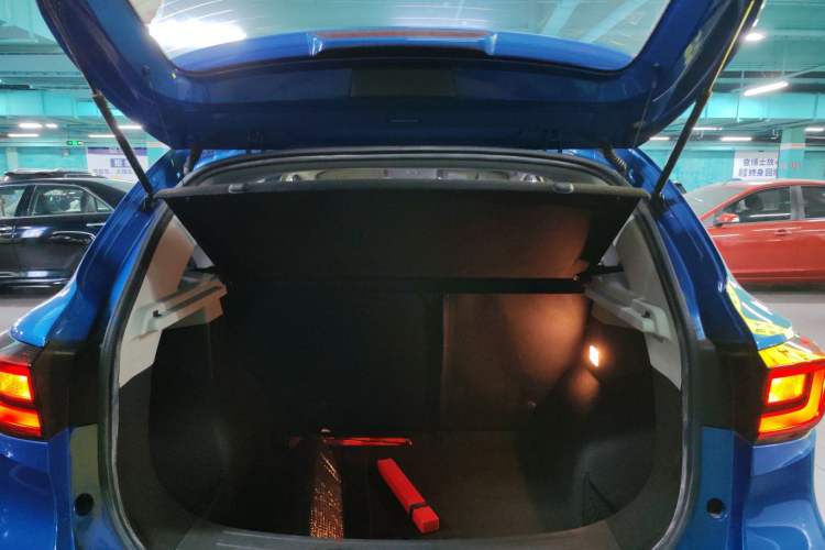 Used MG ZS 2018 1.5L Manual Fashion Edition China V-standard Trunk