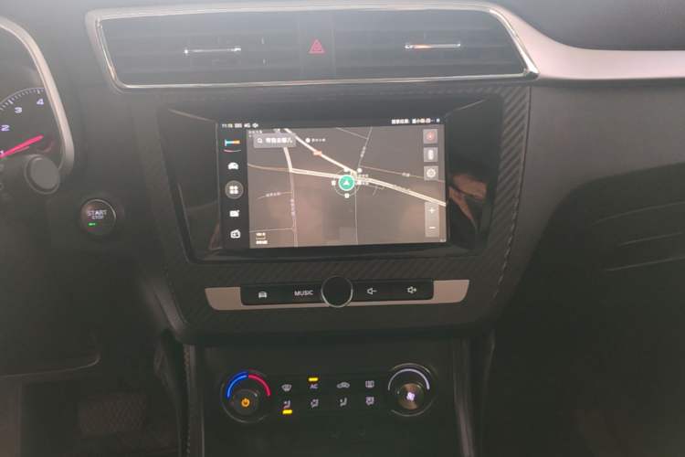 Used MG ZS 2018 1.5L Automatic Luxury Internet Edition China V Standard Audio And AC Panel