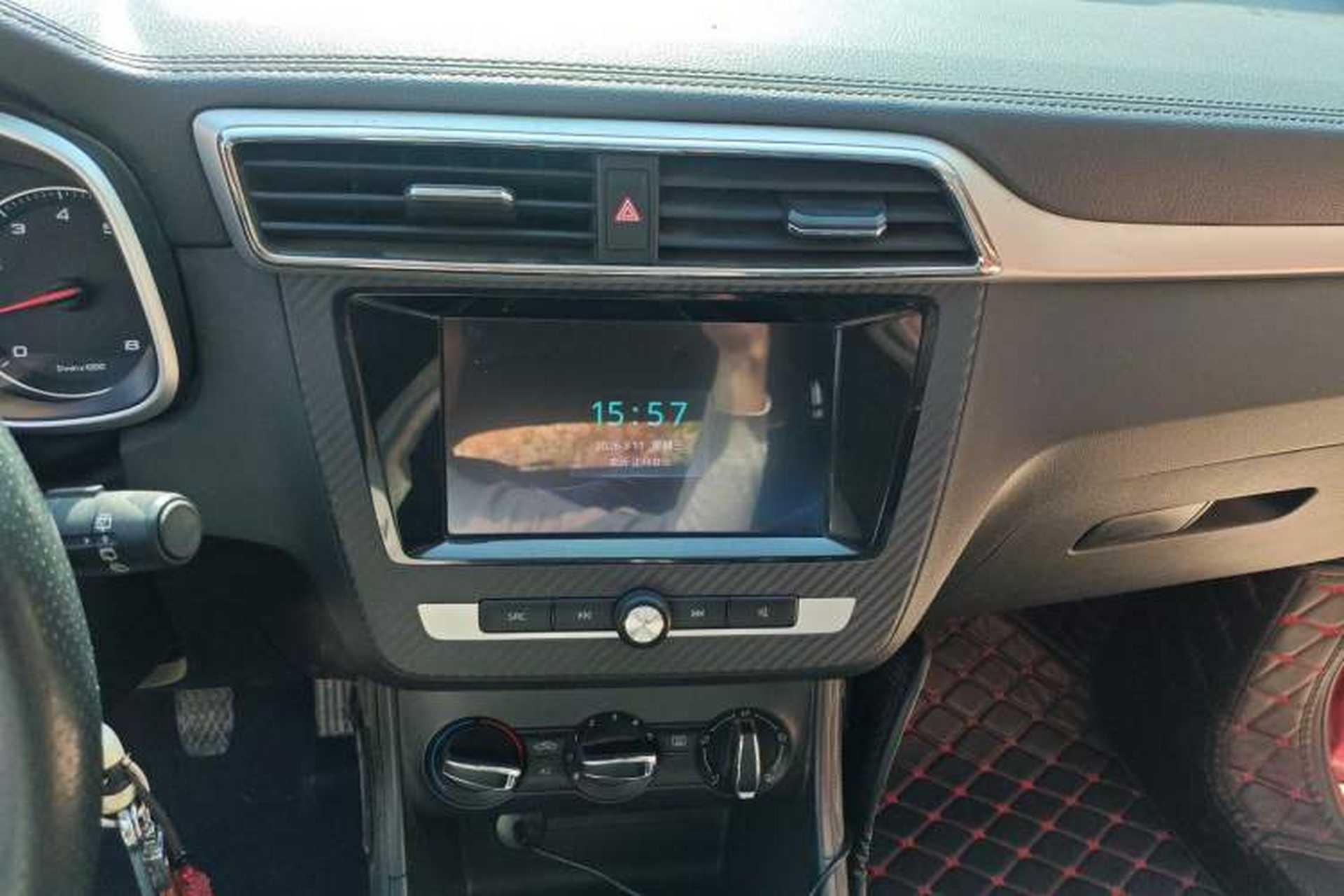 Used MG ZS 2018 1.5L Manual Comfort Edition China V Standard Audio And AC Panel