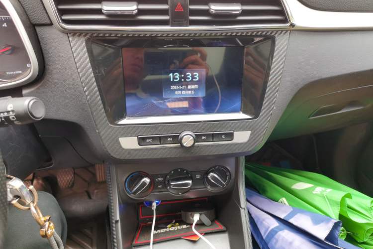 Used MG ZS 2018 1.5L Manual Luxury Version China V Standard Audio And AC Panel