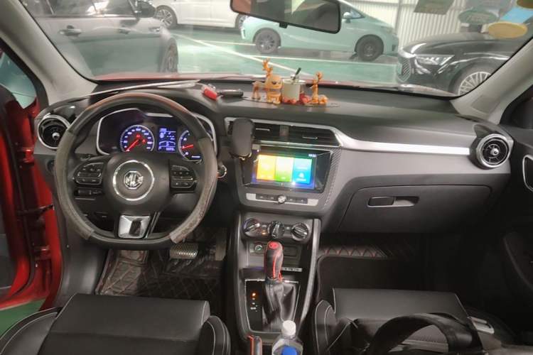 Used MG ZS 2018 1.5L Automatic Luxury Edition China V Standard Center Console