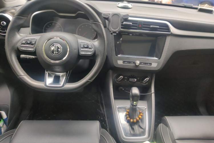 Used MG ZS 2018 1.5L Automatic Luxury Edition China V Standard Center Console