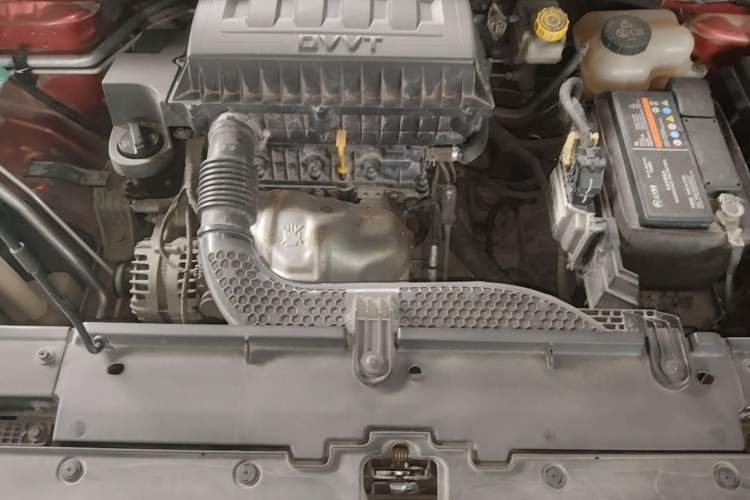 Used MG ZS 2018 1.5L Automatic Luxury Edition China V Standard Engine Bay