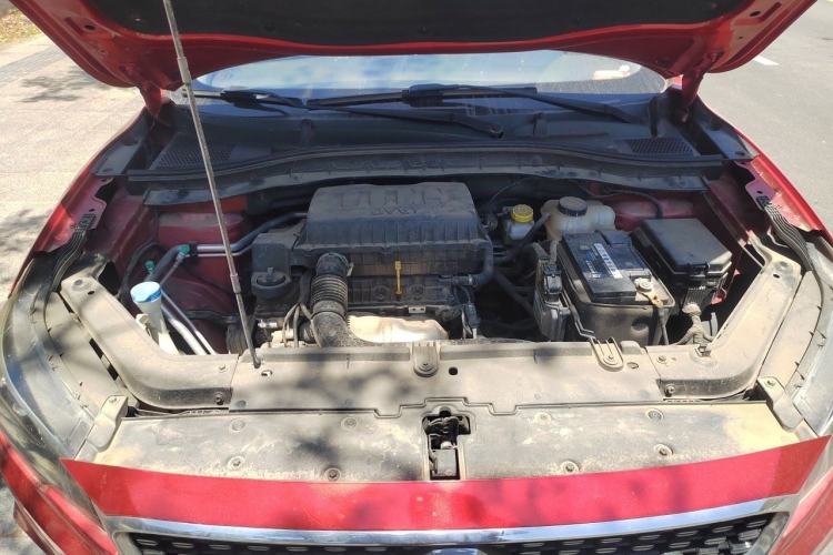 Used MG ZS 2018 1.5L Automatic Luxury Edition China V Standard Engine Bay