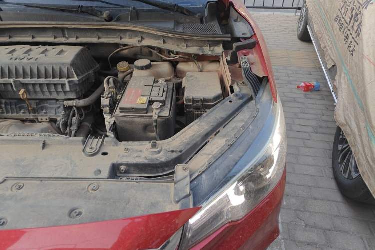 Used MG ZS 2018 1.5L Manual Luxury Version China V Standard Engine Bay Left