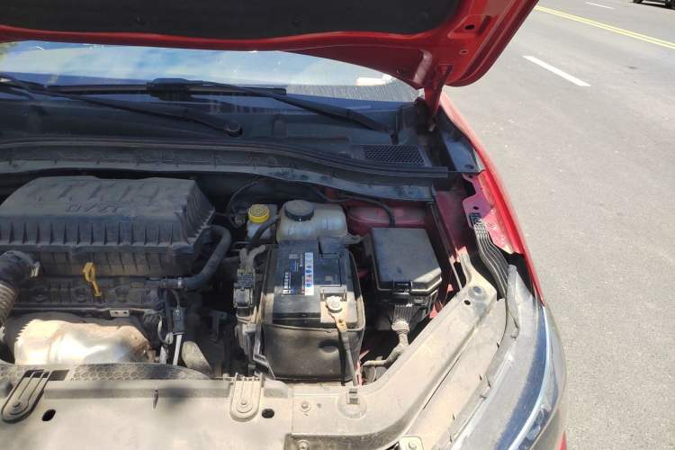 Used MG ZS 2018 1.5L Automatic Luxury Edition China V Standard Engine Bay Left