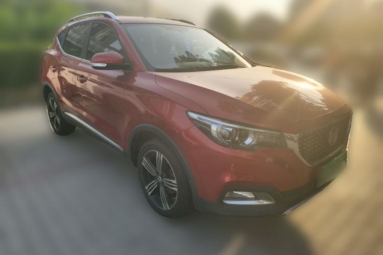 Used MG ZS 2018 1.5L Manual Elite Edition China V standard Front Right 45 Deg