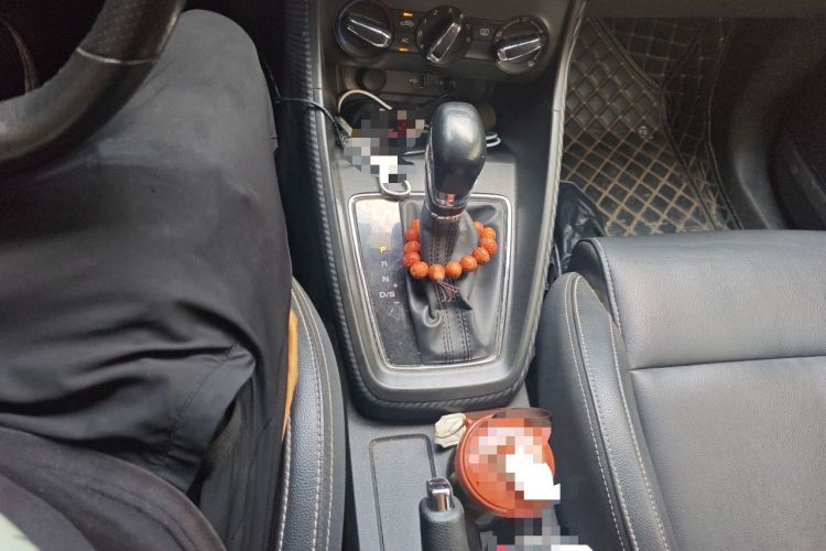 Used MG ZS 2018 1.5L Automatic Elite Edition China V Standard Gear Lever