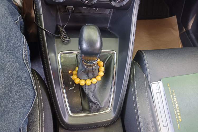 Used MG ZS 2018 1.5L Automatic Luxury Edition China V Standard Gear Lever