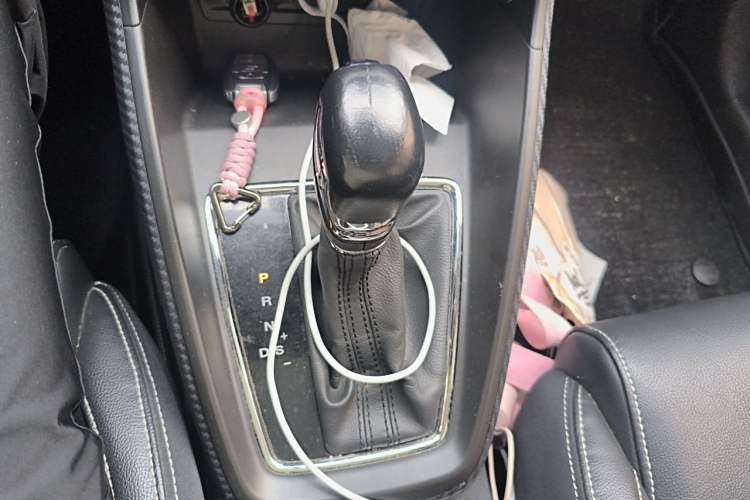 Used MG ZS 2018 1.5L Automatic Luxury Edition China V Standard Gear Lever