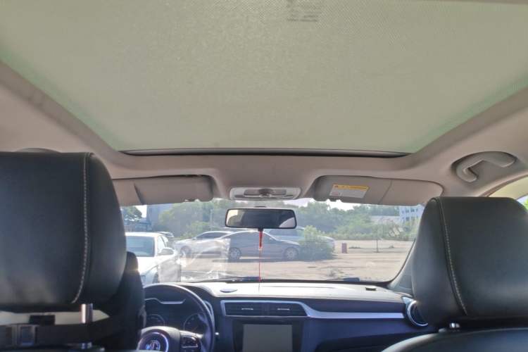 Used MG ZS 2018 1.5L Manual Luxury Version China V Standard Headliner