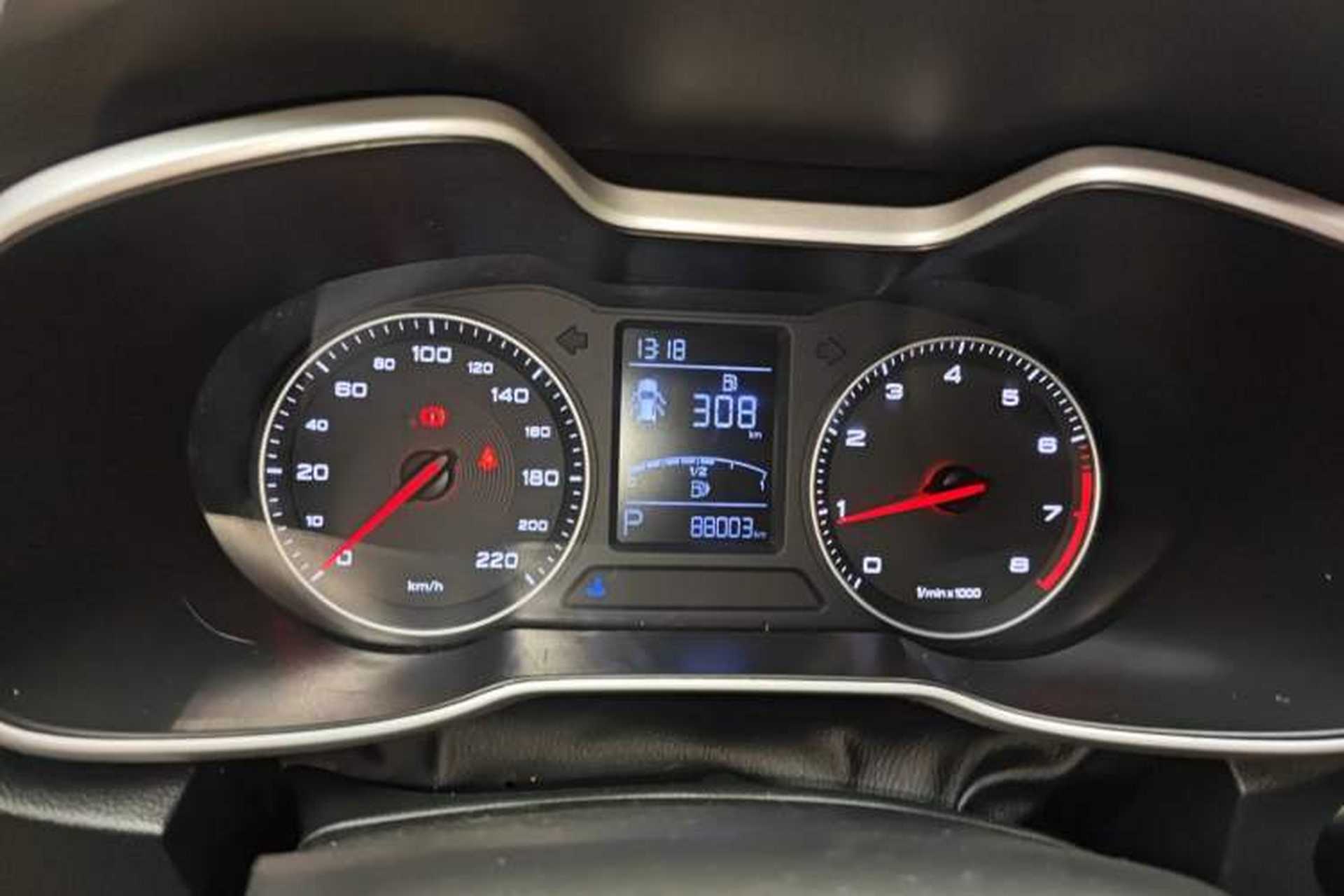 Used MG ZS 2018 1.5L Automatic Elite Edition China V Standard Instrument Cluster