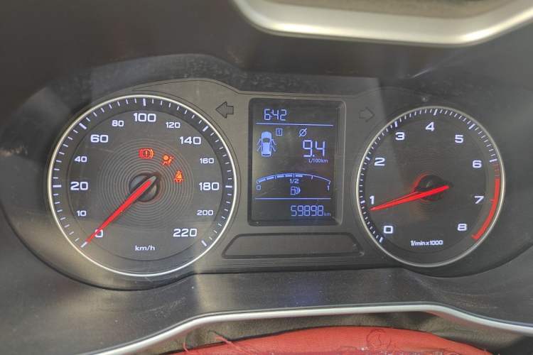 Used MG ZS 2018 1.5L Manual Luxury Version China V Standard Instrument Cluster