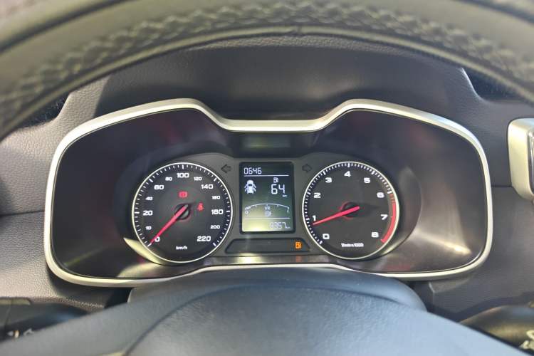 Used MG ZS 2018 1.5L Manual 65-inch Giant-Screen Sunroof Version China V Standard Instrument Cluster