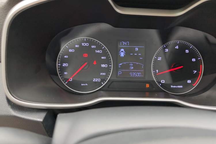Used MG ZS 2018 1.5L Automatic Luxury Edition China V Standard Instrument Cluster