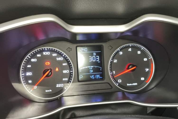 Used MG ZS 2018 1.5L Automatic Luxury Edition China V Standard Instrument Cluster