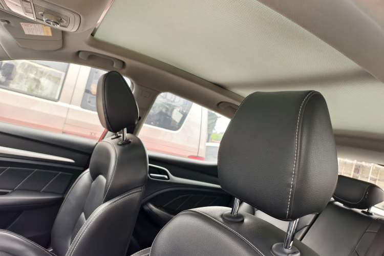 Used MG ZS 2018 1.5L Automatic Luxury Edition China V Standard Interior 4