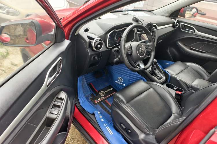 Used MG ZS 2018 1.5L Automatic Luxury Edition China V Standard Interior 6