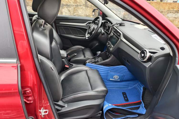 Used MG ZS 2018 1.5L Automatic Luxury Edition China V Standard Interior 7