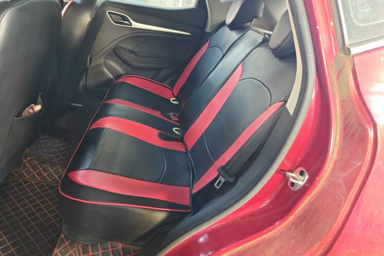 Used MG ZS 2018 1.5L Manual 65-inch Giant-Screen Sunroof Version China V Standard Left Rear Seat