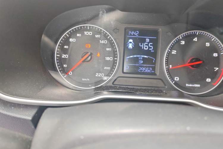 Used MG ZS 2018 16T Automatic Flagship Internet Edition China V Standard Odometer Close Up