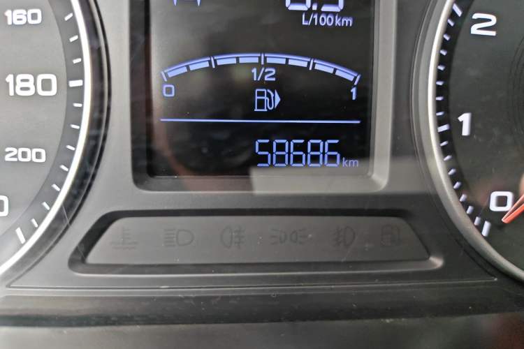 Used MG ZS 2018 1.5L Manual Comfort Edition China V Standard Odometer Close Up