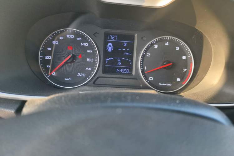 Used MG ZS 2018 1.5L Manual Elite Edition China V standard Odometer Close Up