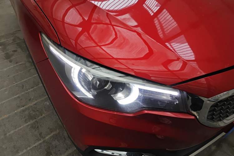 Used MG ZS 2018 1.5L Automatic Elite Edition China V Standard Right Front Headlight