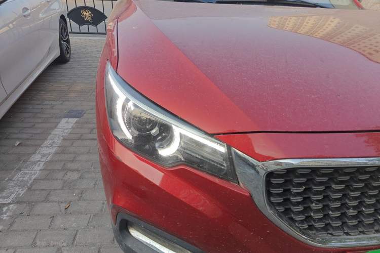 Used MG ZS 2018 1.5L Manual Luxury Version China V Standard Right Front Headlight