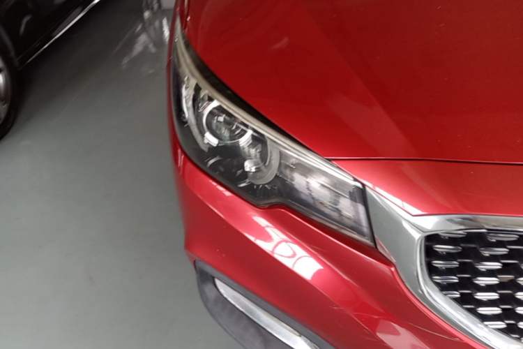 Used MG ZS 2018 1.5L Automatic Luxury Edition China V Standard Right Front Headlight