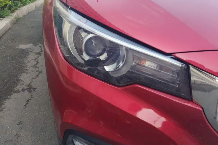 Used MG ZS 2018 1.5L Automatic Luxury Edition China V Standard Right Front Headlight