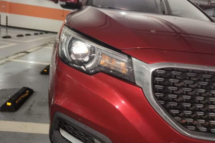 Used MG ZS 2018 1.5L Manual Comfort Edition China V Standard Right Front Headlight