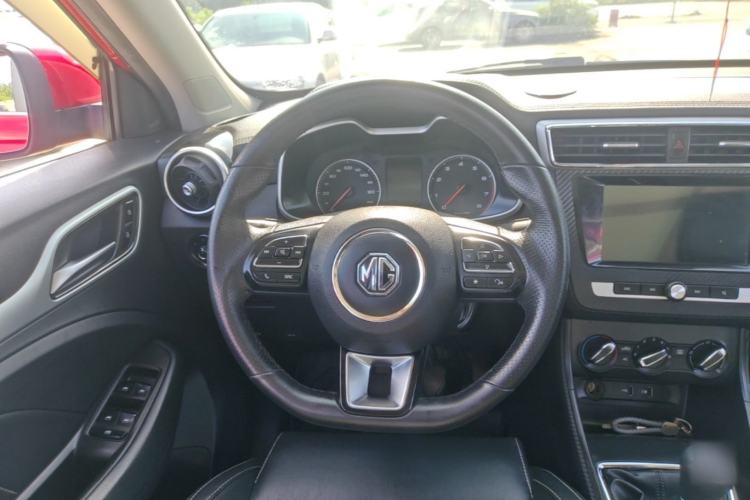 Used MG ZS 2018 1.5L Manual Luxury Version China V Standard Steering Wheel