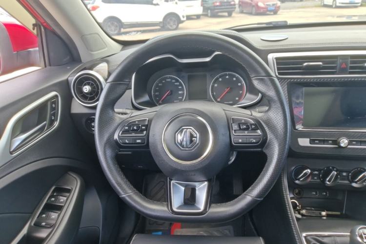 Used MG ZS 2018 1.5L Manual Luxury Version China V Standard Steering Wheel