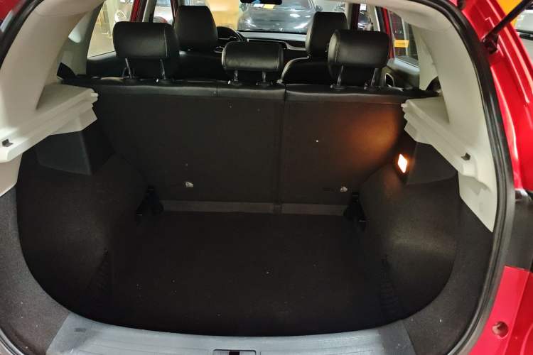 Used MG ZS 2018 1.5L Automatic Elite Edition China V Standard Trunk