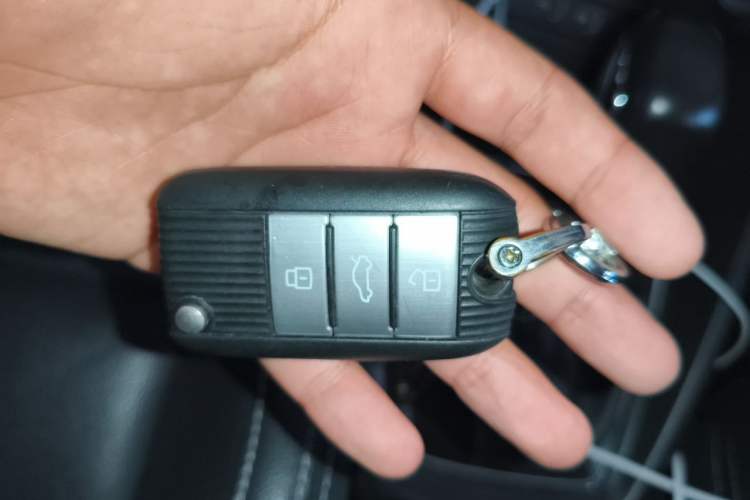 Used MG ZS 2018 1.5L Automatic Luxury Edition China V Standard Vehicle Key