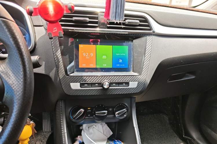 Used MG ZS 2018 1.5L Manual Comfort Edition China V Standard Audio And AC Panel