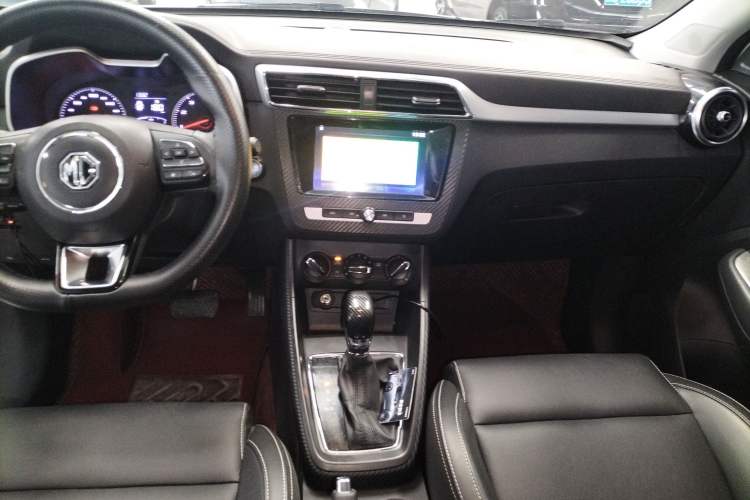Used MG ZS 2018 1.5L Automatic Luxury Edition China V Standard Audio And AC Panel