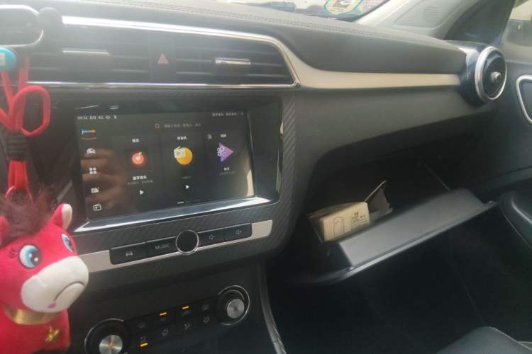 Used MG ZS 2018 1.5L Automatic Luxury Internet Edition China V Standard Audio And AC Panel