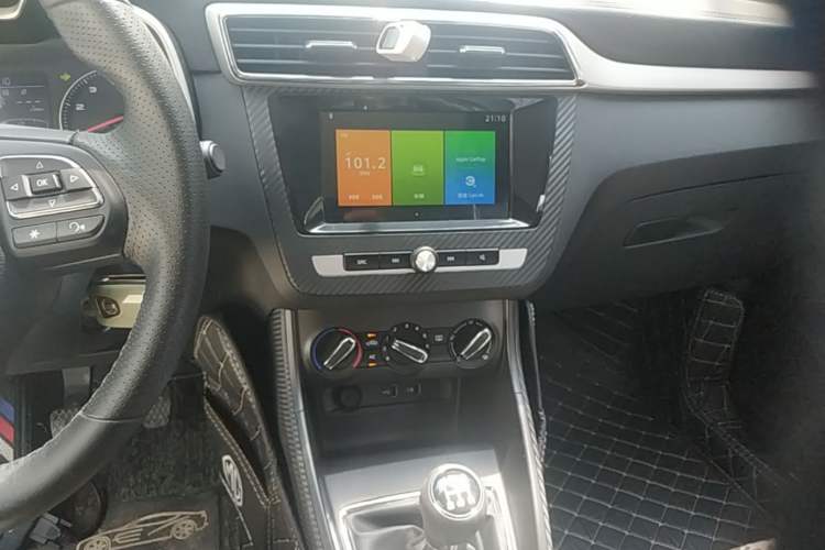 Used MG ZS 2018 1.5L Manual Comfort Edition China V Standard Audio And AC Panel