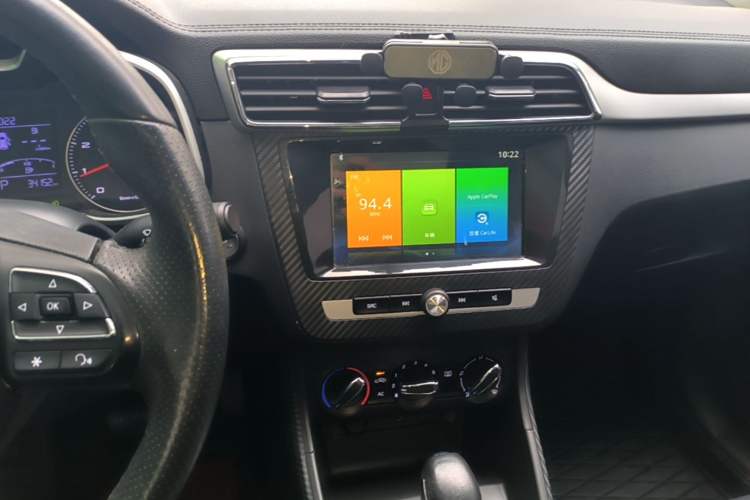 Used MG ZS 2018 1.5L Automatic Luxury Edition China V Standard Audio And AC Panel
