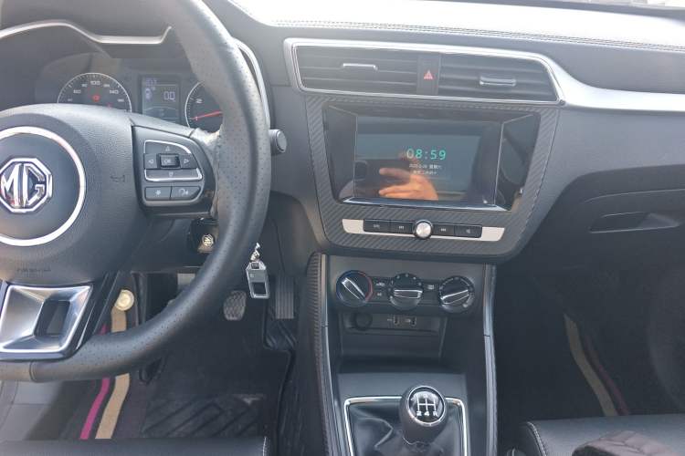 Used MG ZS 2018 1.5L Manual Luxury Version China V Standard Audio And AC Panel