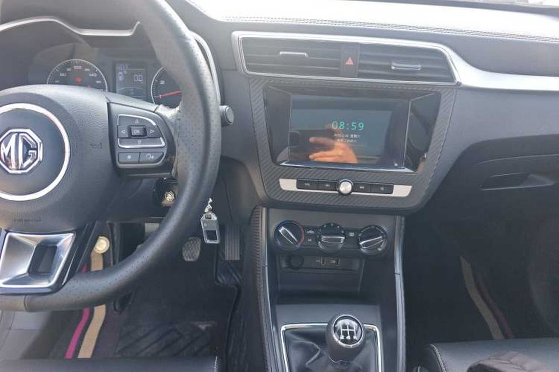 Used MG ZS 2018 1.5L Manual Luxury Version China V Standard Audio And AC Panel