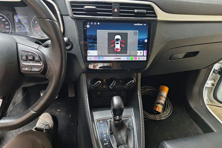 Used MG ZS 2018 1.5L Automatic Elite Edition China V Standard Audio And AC Panel