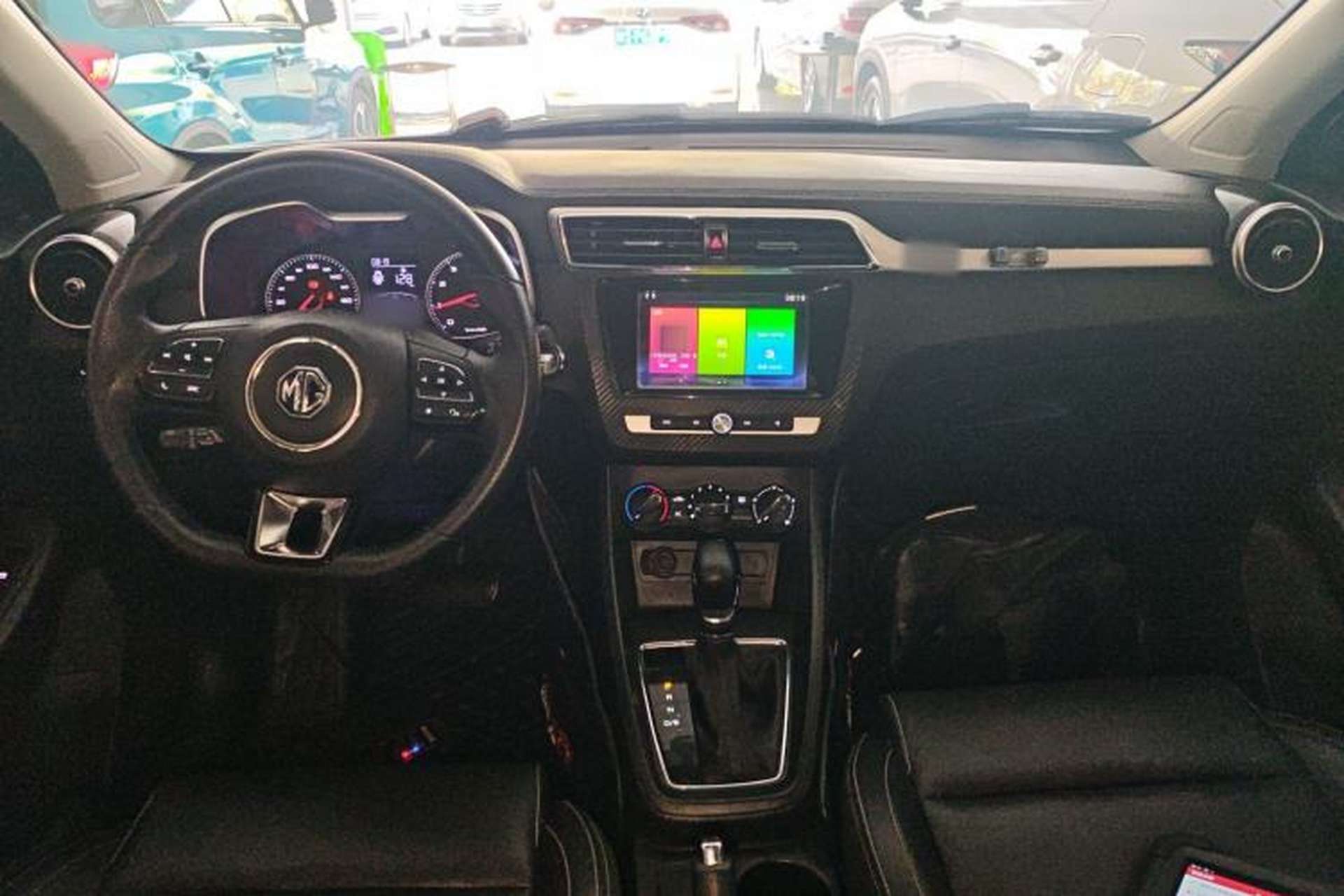 Used MG ZS 2018 1.5L Automatic Luxury Edition China V Standard Center Console